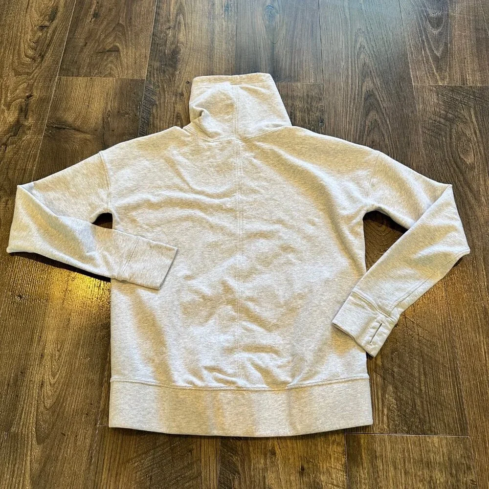 GUC Lululemon Make A Move Long Sleeve Cowl Neck Pullover, Light Gray, Size: 4 - Picture 8 of 9